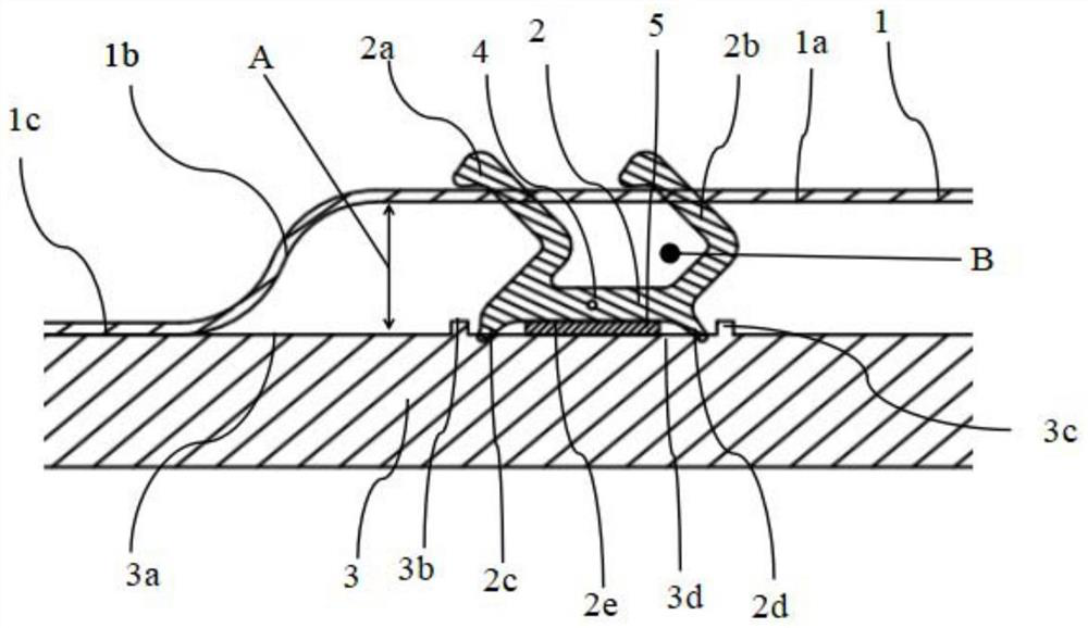 Sliding plate chassis sealing structure
