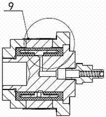 Preparation device of steel-plastic composite pipe provided with stainless steel bushing