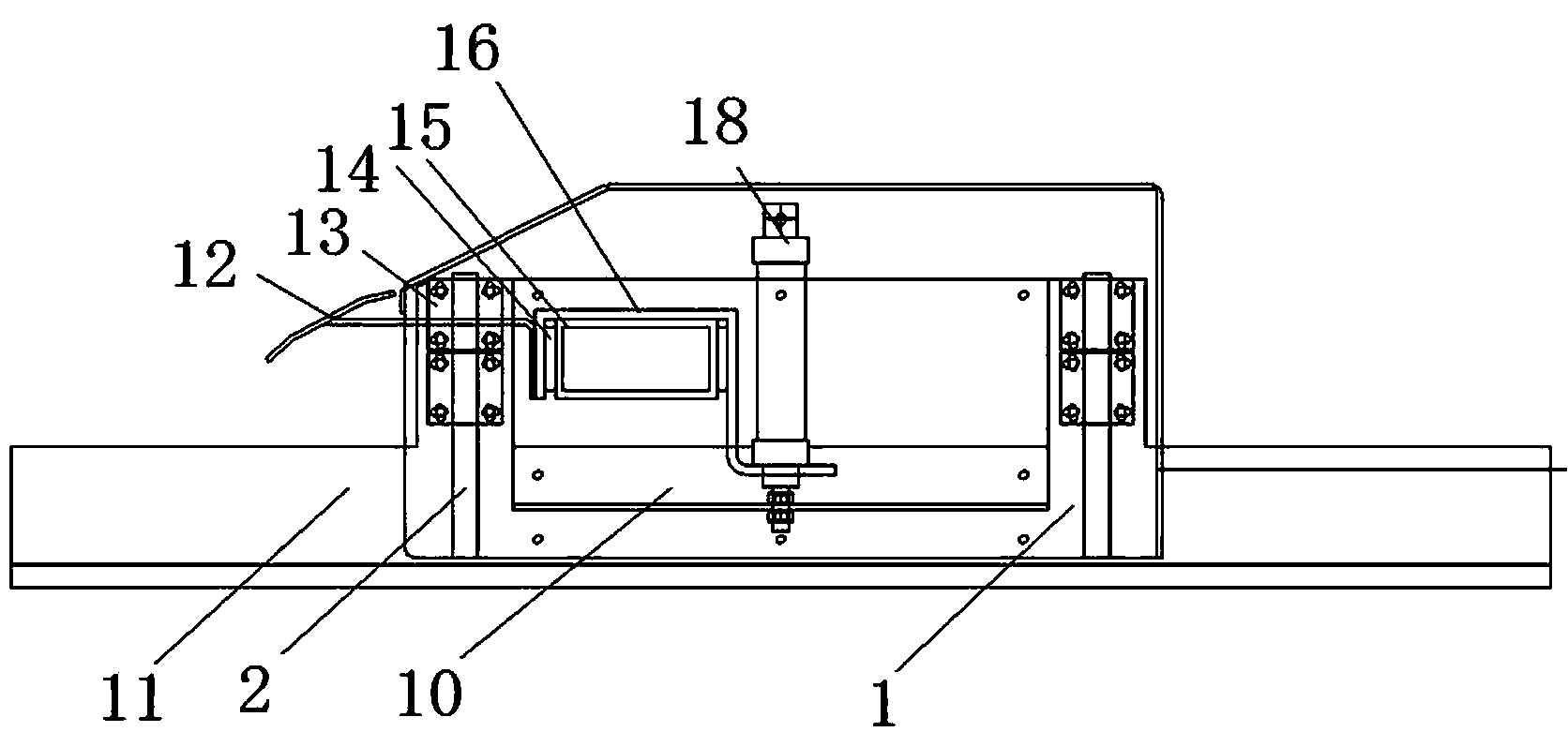Folding machine with straight knife type folding mechanism