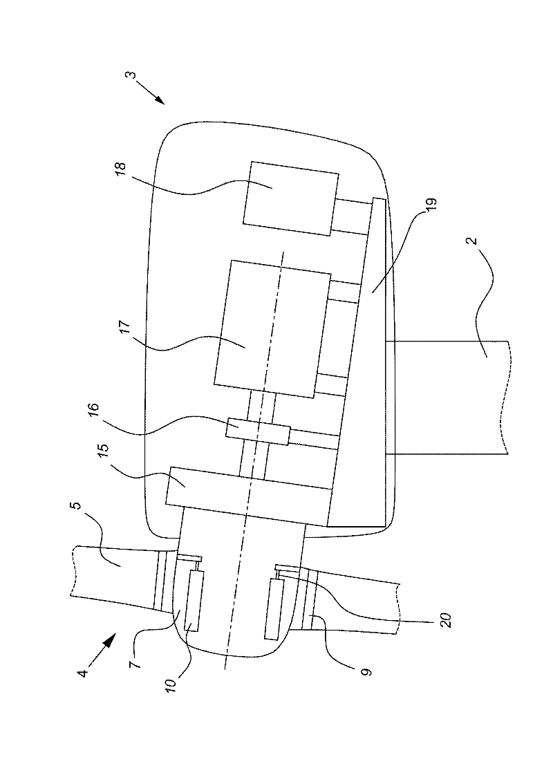 Wind turbine and a method for pitching a blade of a wind turbine