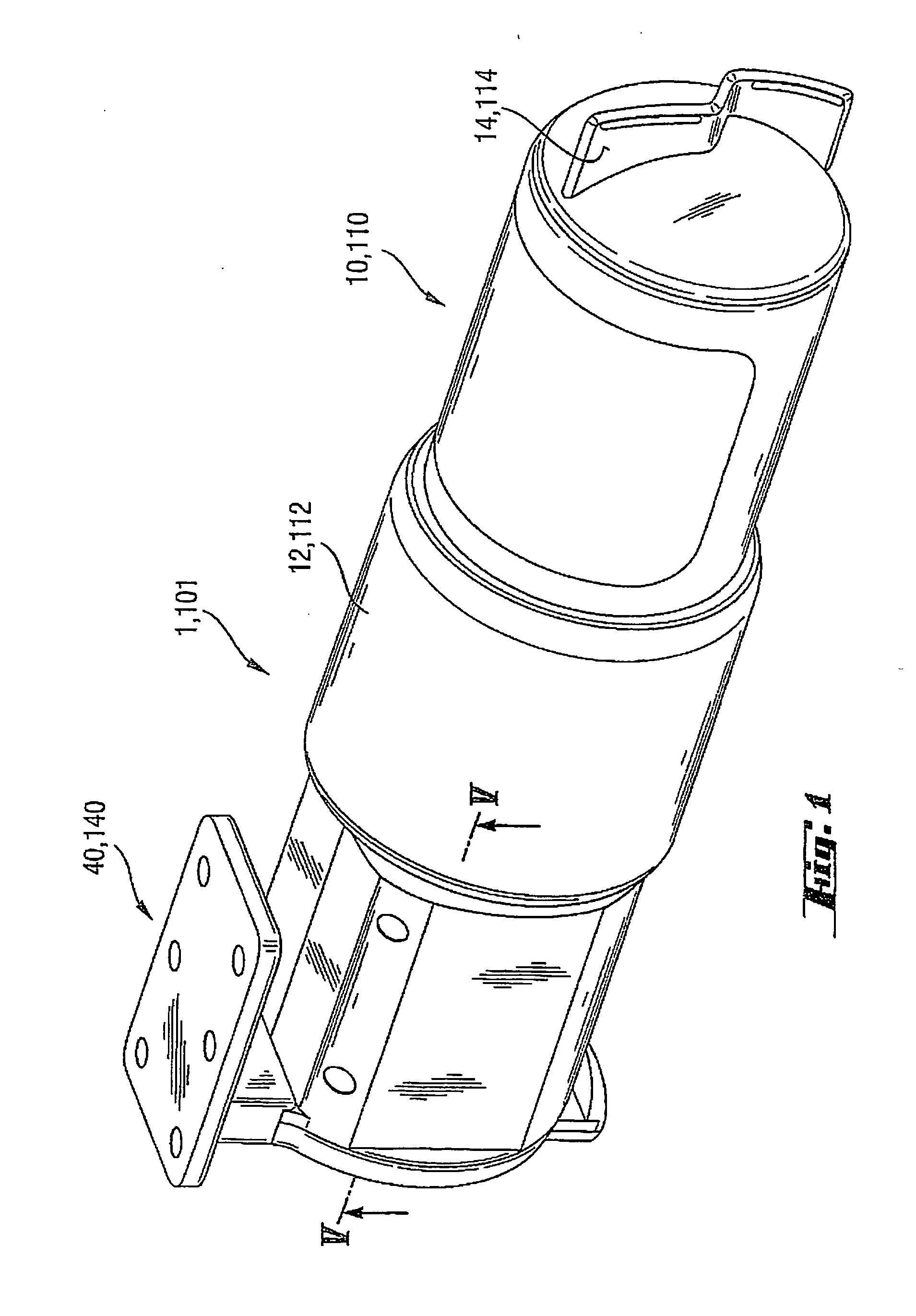 Apparatus for treating water, particularly filter apparatus, and cartridge