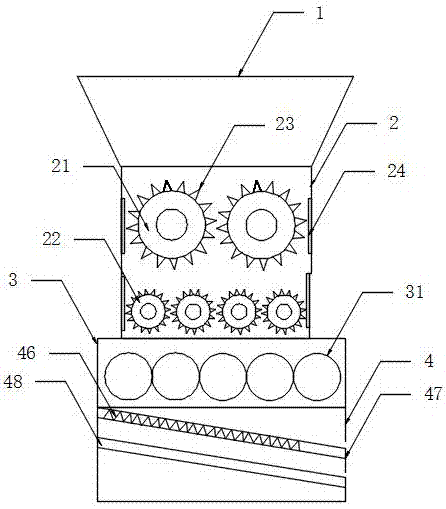 Smashing and grinding integrated raw material processing device for preparation of Relinqing tablets