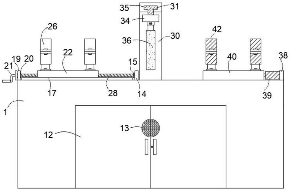 Melting pipe connector sealing equipment for plastic mold production