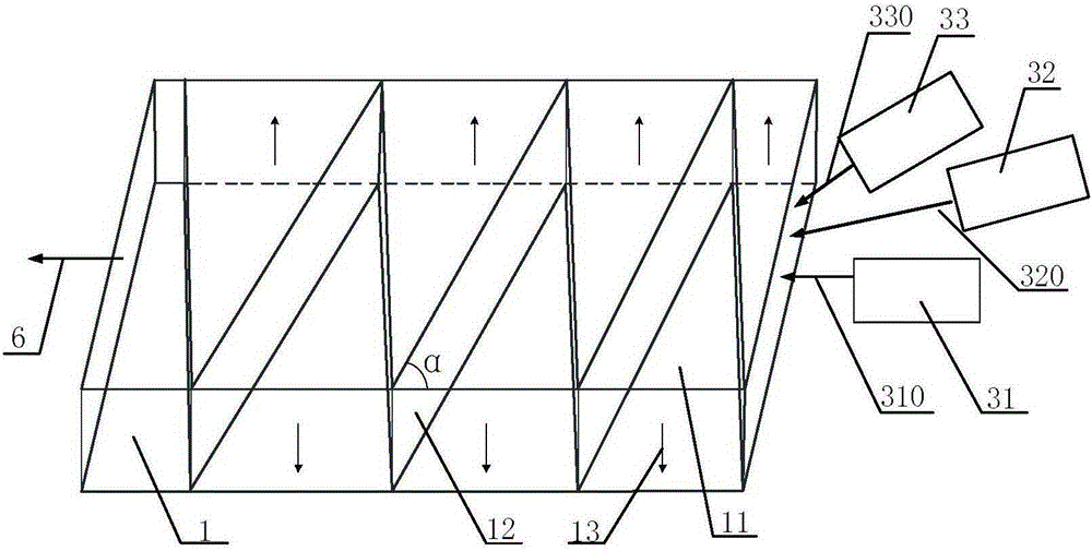 Pulse laser beam combiner based on domain inversion electro-optic crystal, and method thereof