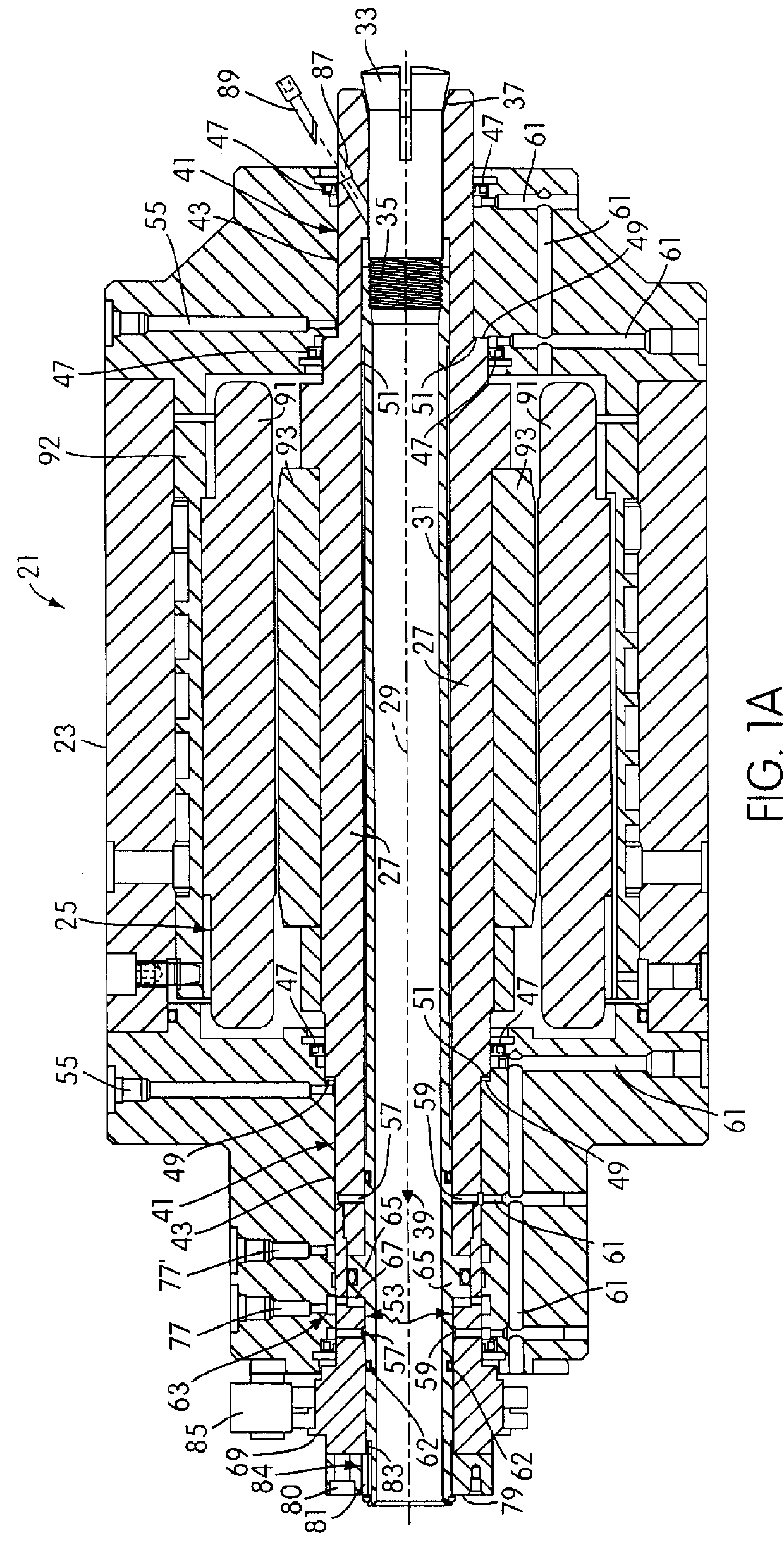 Spindle for gripping and closing a mounting member