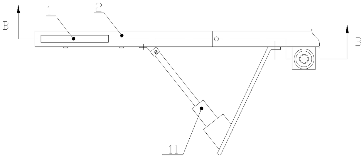 Standing position automatic tracking protection device for radiology department