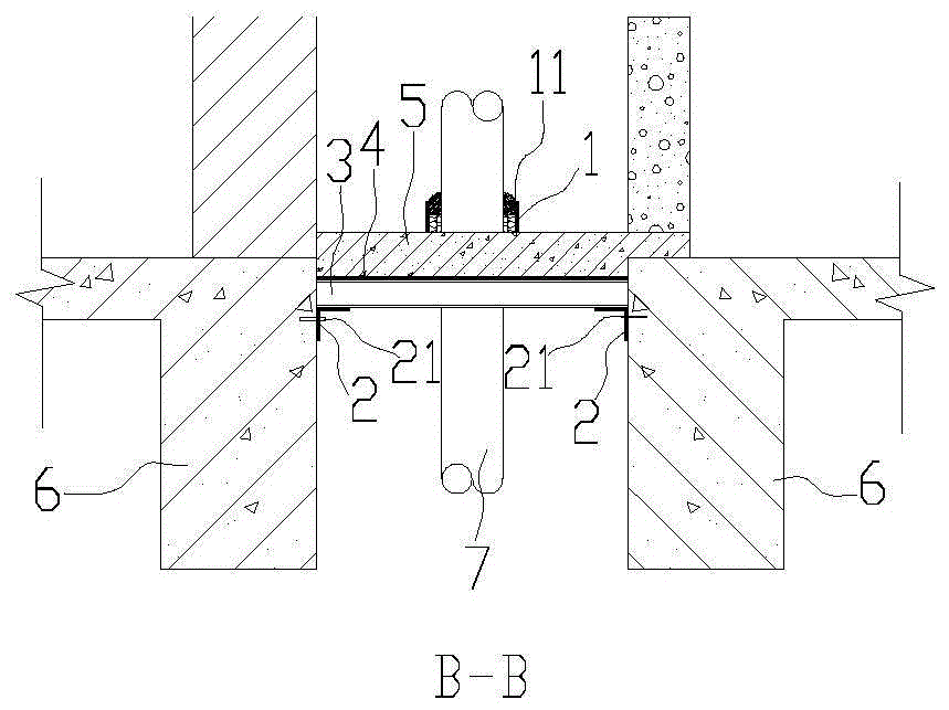 Floor structure and its construction method between building pipes