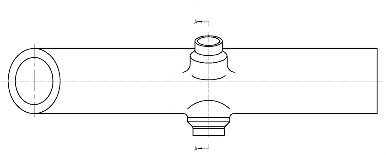 Large-diameter double-nozzle-seat massive forging type main pipeline hot section structure