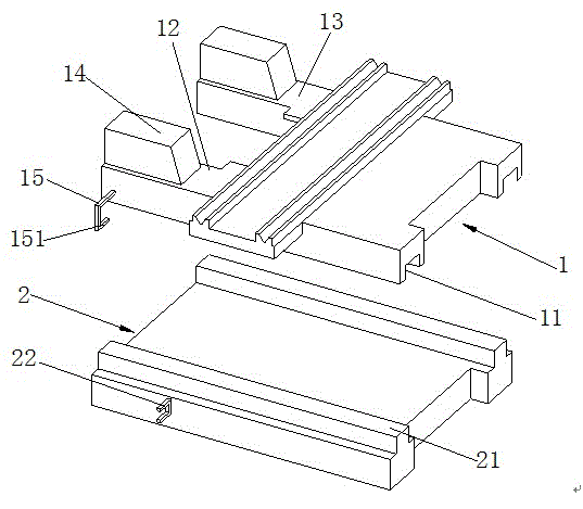 Saddle adjusting device of flat grinder