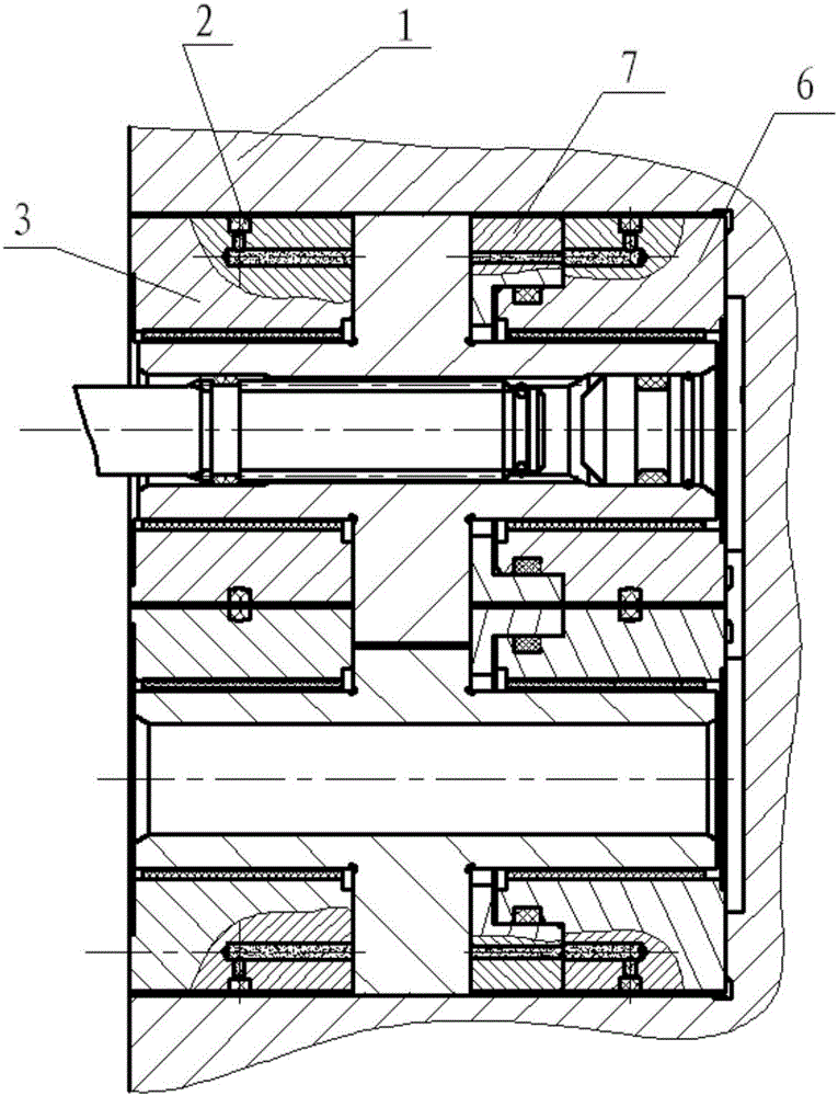 High-pressure gear pump bearing with sealing structure