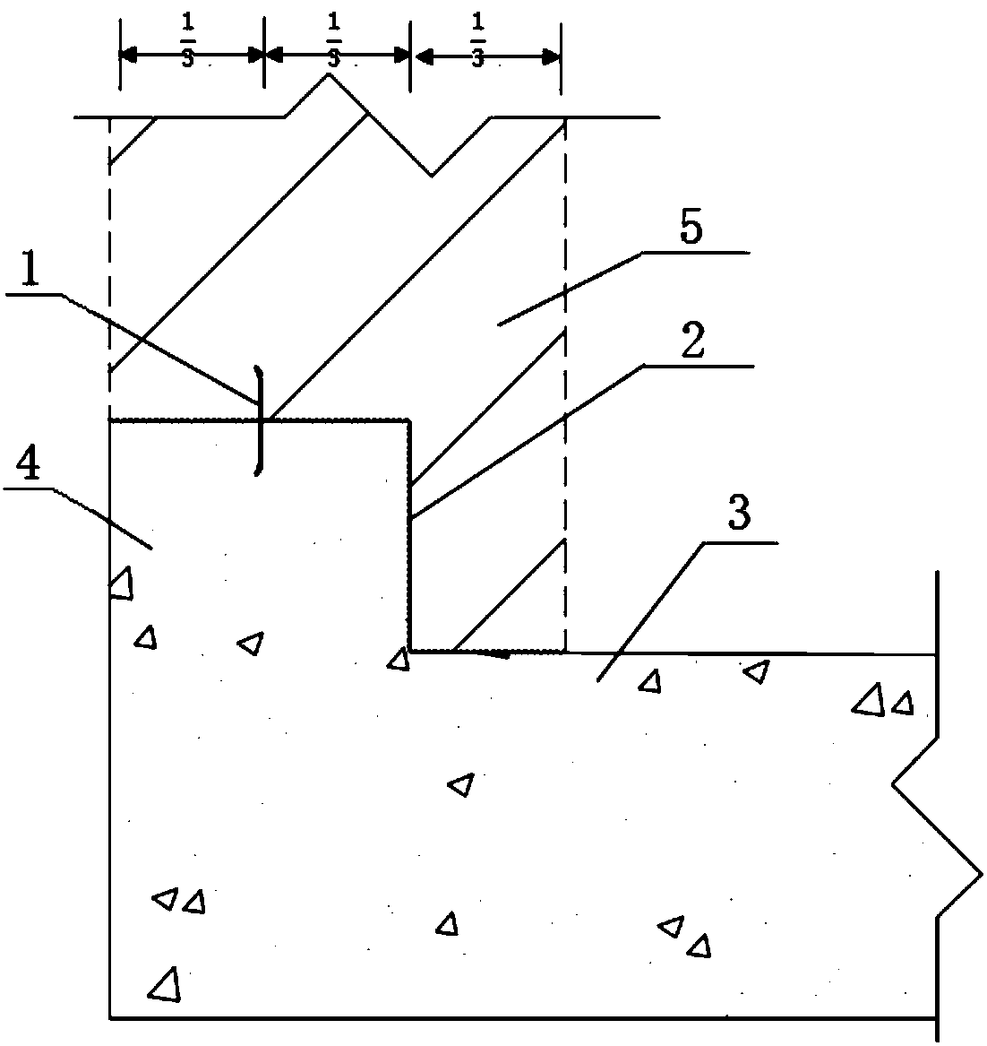 Preparation method for baseboard of main pipe and sluice and step-style construction joint for side wall of flow channel layer
