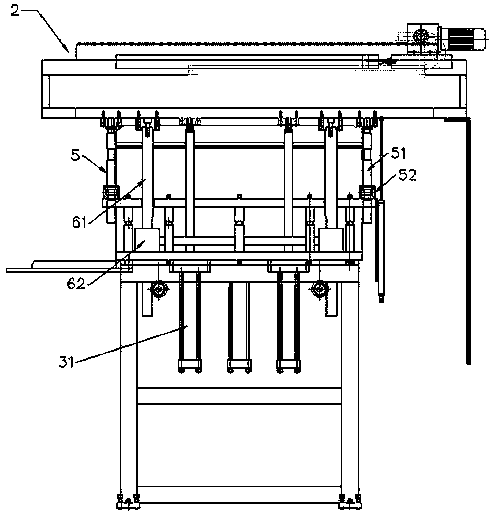Mold moving and jacking-out system of large injection mold and intermittent production method of large injection molding machine