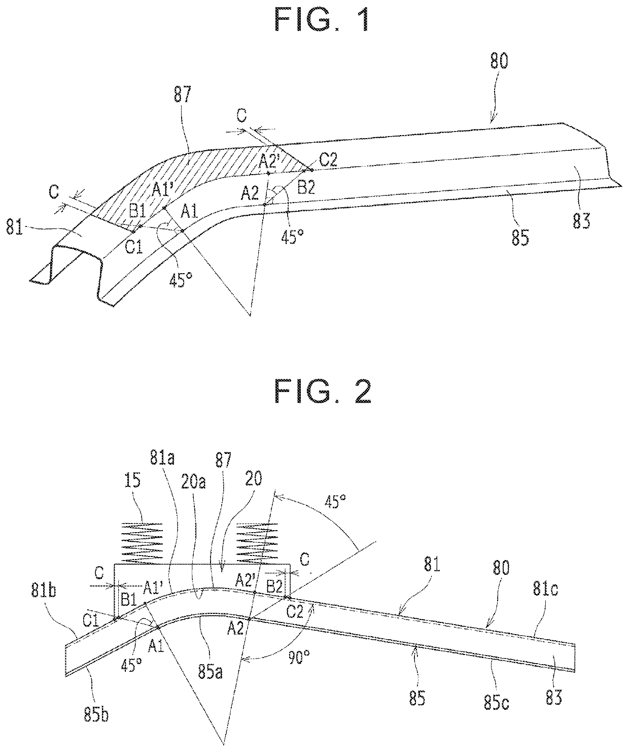 Manufacturing apparatus and manufacturing method for hat-shaped section component with curved projection portion