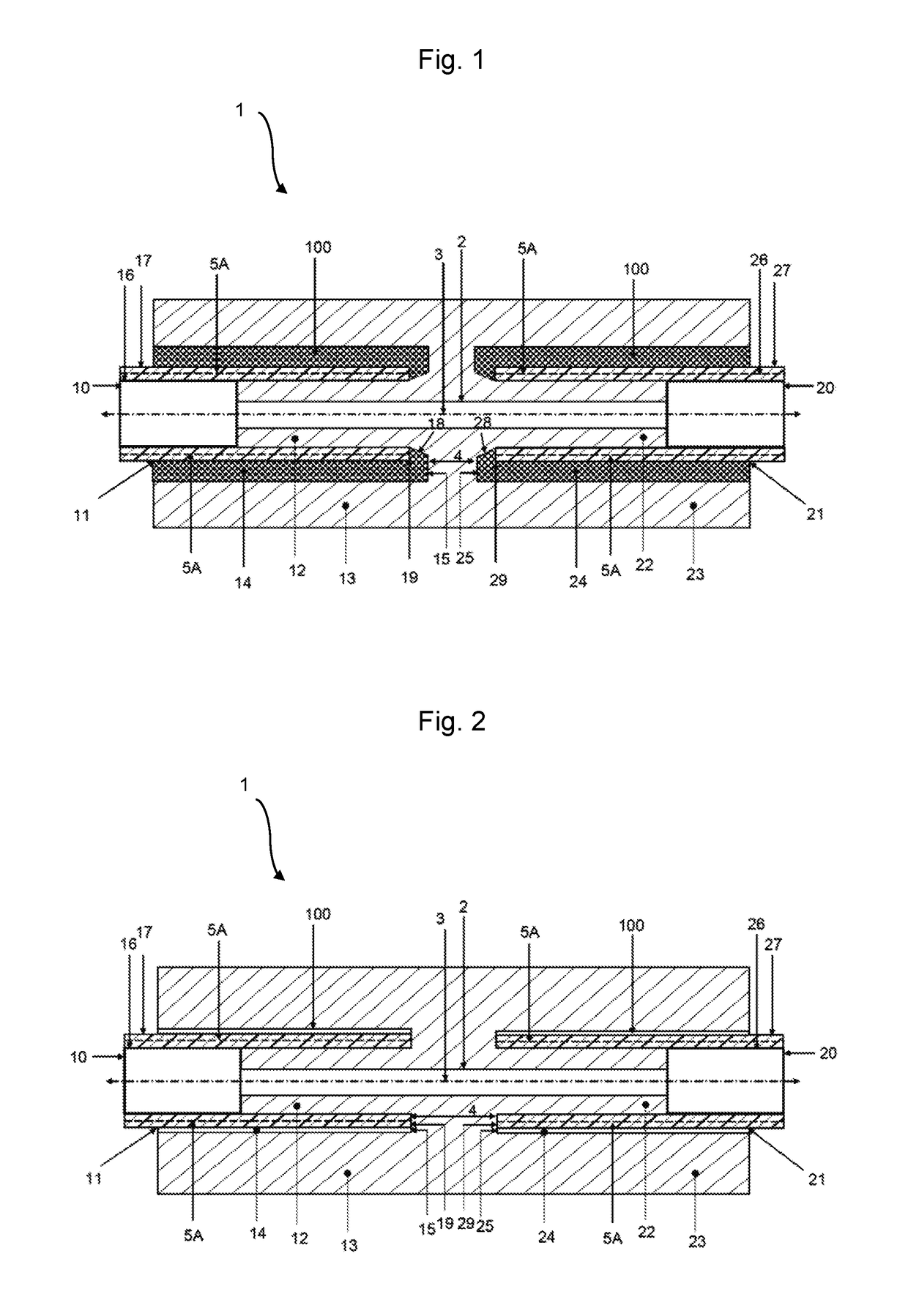 Device for connecting two fluid-conducting lines