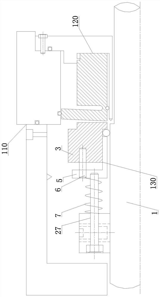 Gap-controllable mechanical sealing device based on hinge structure