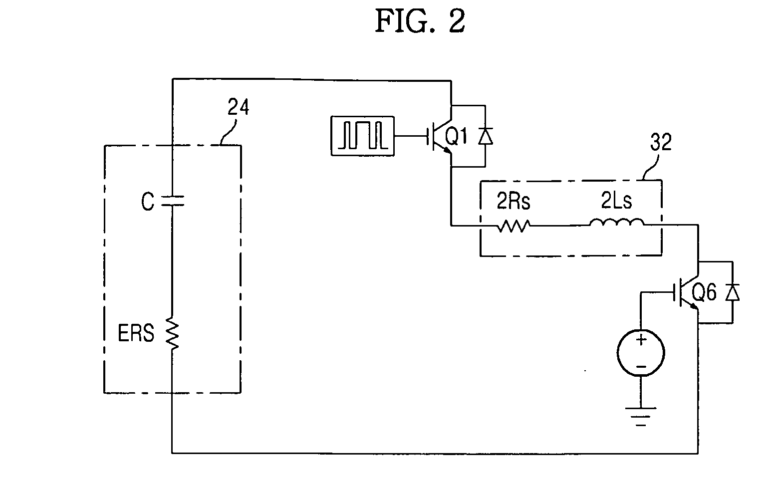 Apparatus and method to detect failure of smoothing electrolytic capacitor