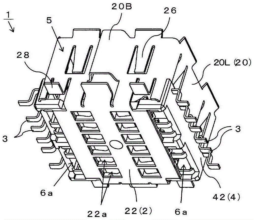 Straight-through motherboard socket and manufacturing method thereof