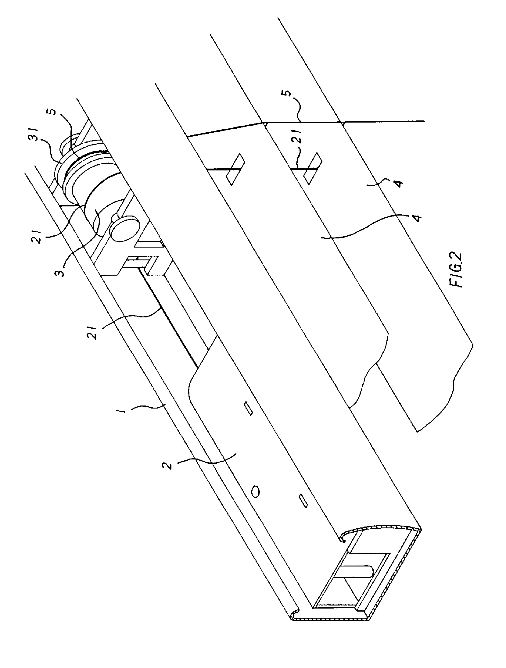 Adjusting structure of a curtain for adjusting the angle of curtain blade