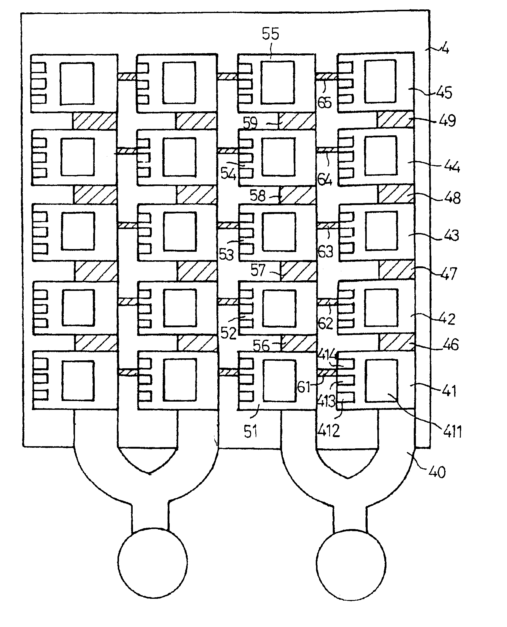 Encapsulation method and leadframe for leadless semiconductor packages