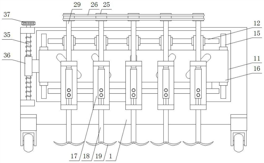 Agricultural equidistant adjustable weeding equipment