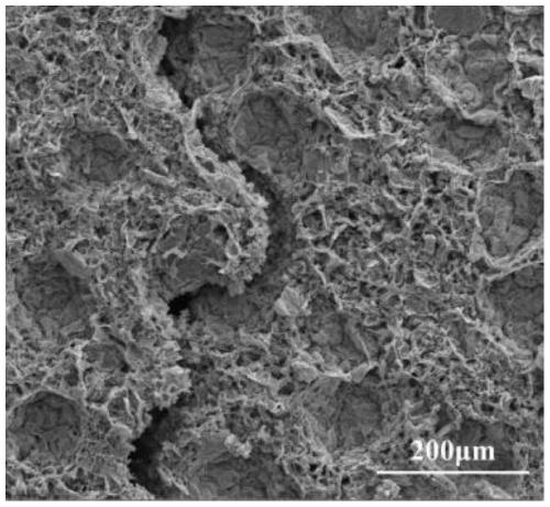 A method for preparing a molybdenum disulfide/graphene battery negative electrode material based on a three-dimensional framework formed by graphene self-assembly