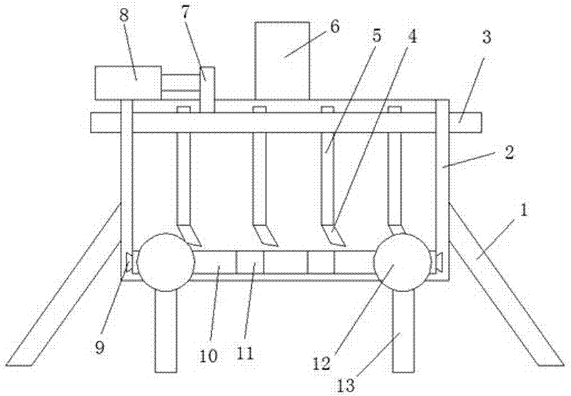 Pulp grain quantitative charging device for ice cream production