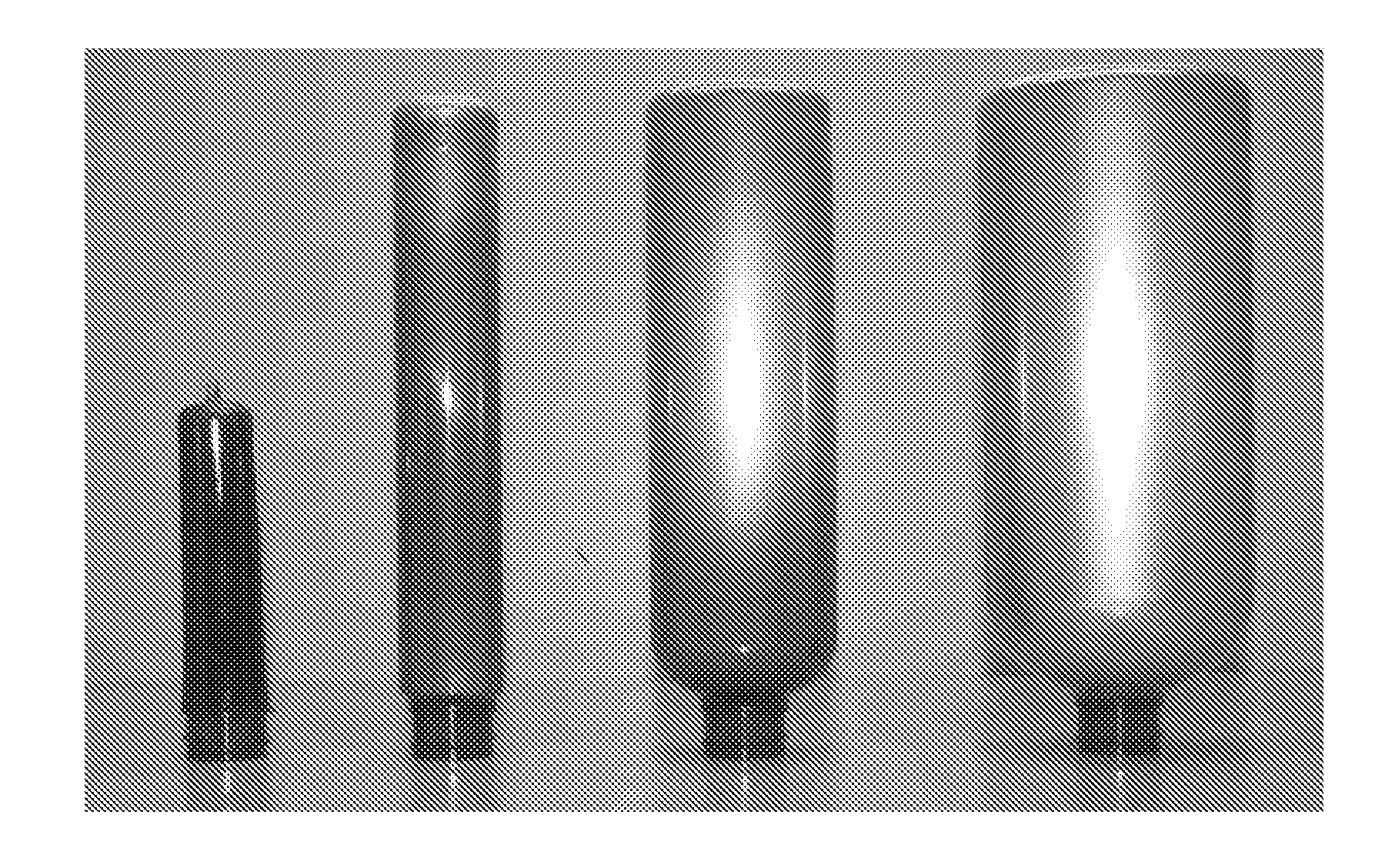 Polyester articles having simulated metallic or pearlescent appearance