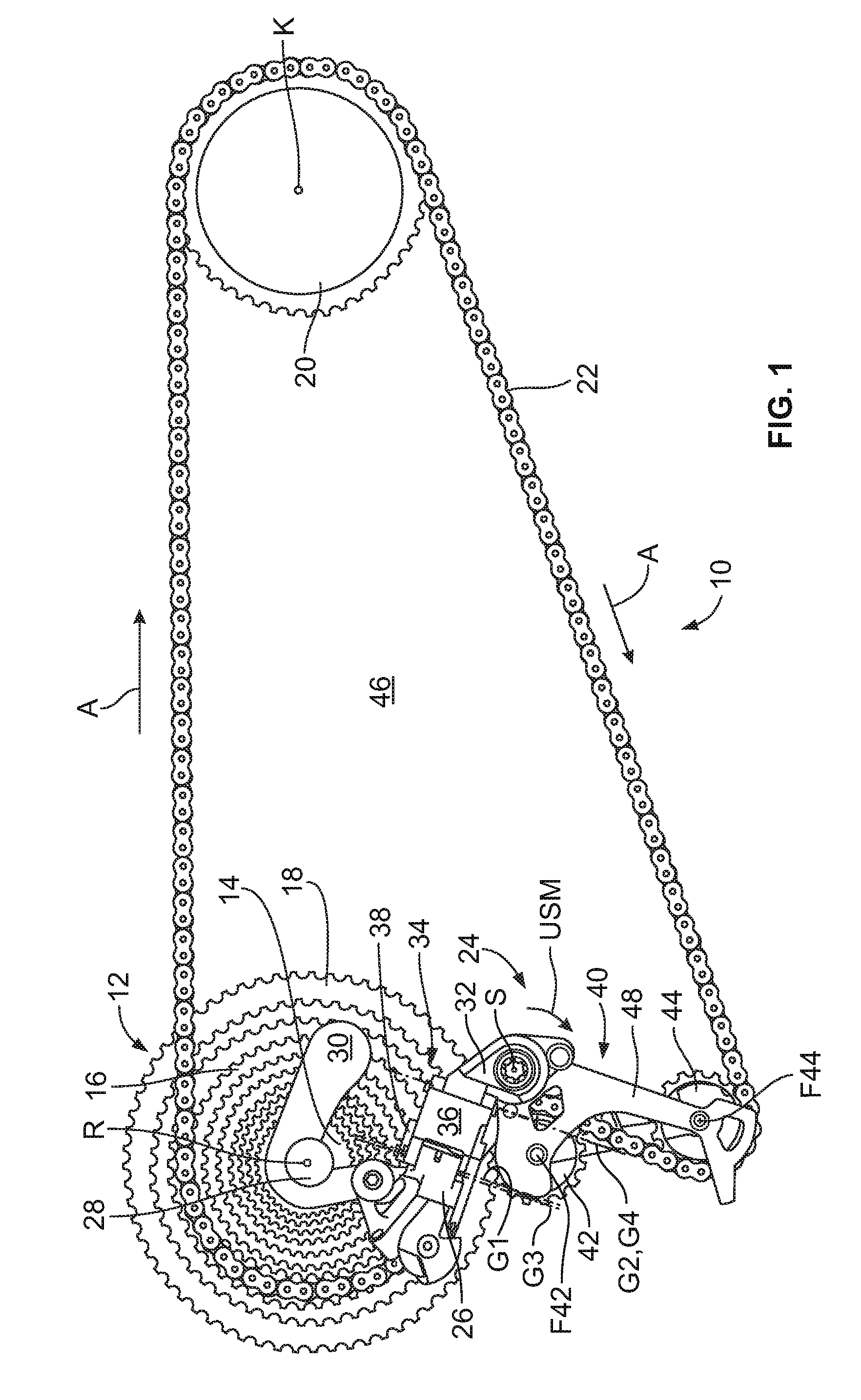 Drive arrangement for a bicycle, having a greater difference in the number of teeth between the largest and the smallest rear chain sprocket