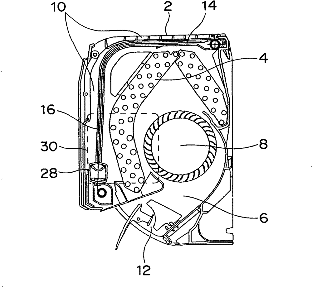 Filtering device of an air conditioner