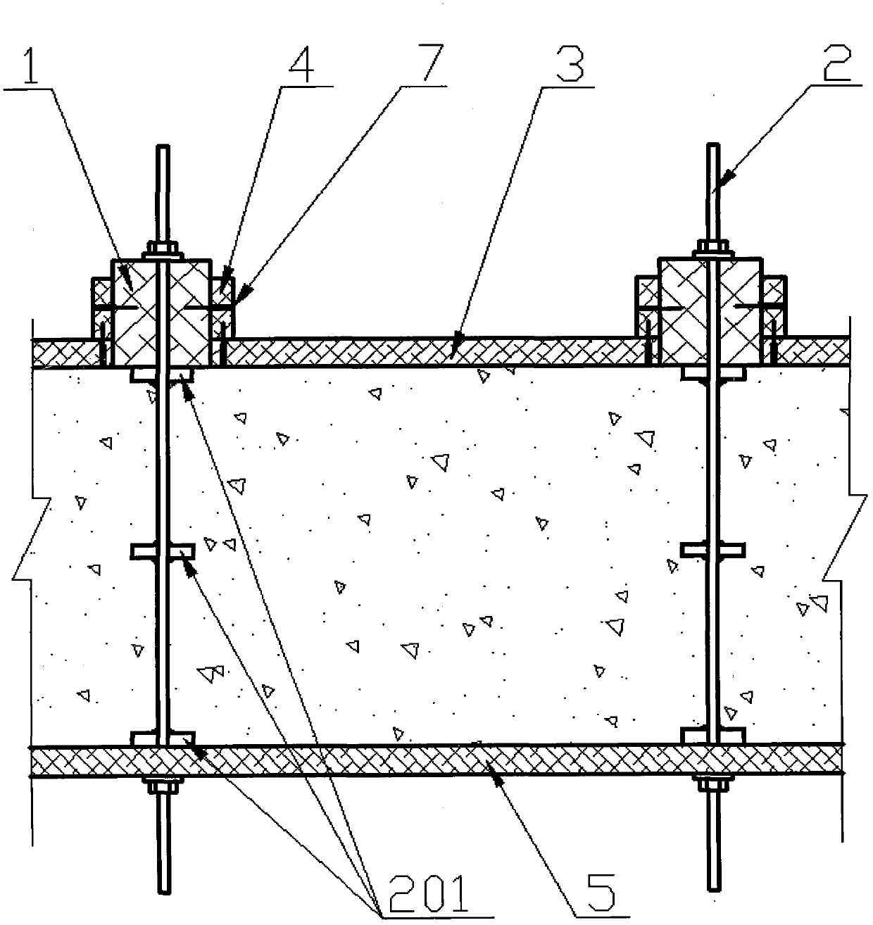 Surface layer template connecting structure of cast-in-place concrete sloping roof