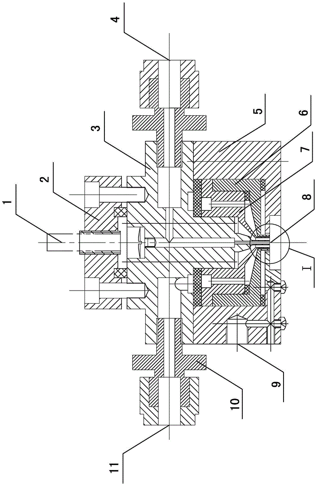 Four-ring-hole spinneret mold for co-spun yarns