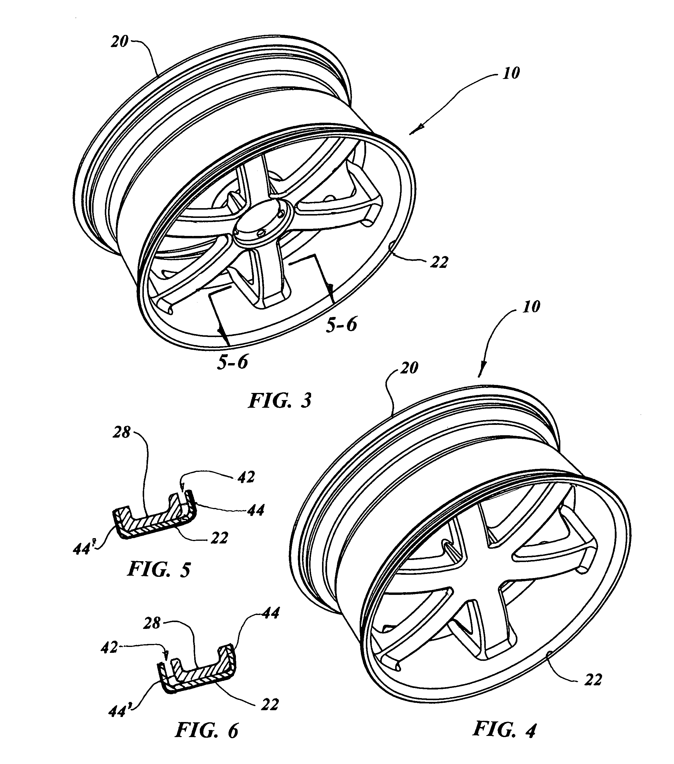 Alloy wheel with mating wheel cover