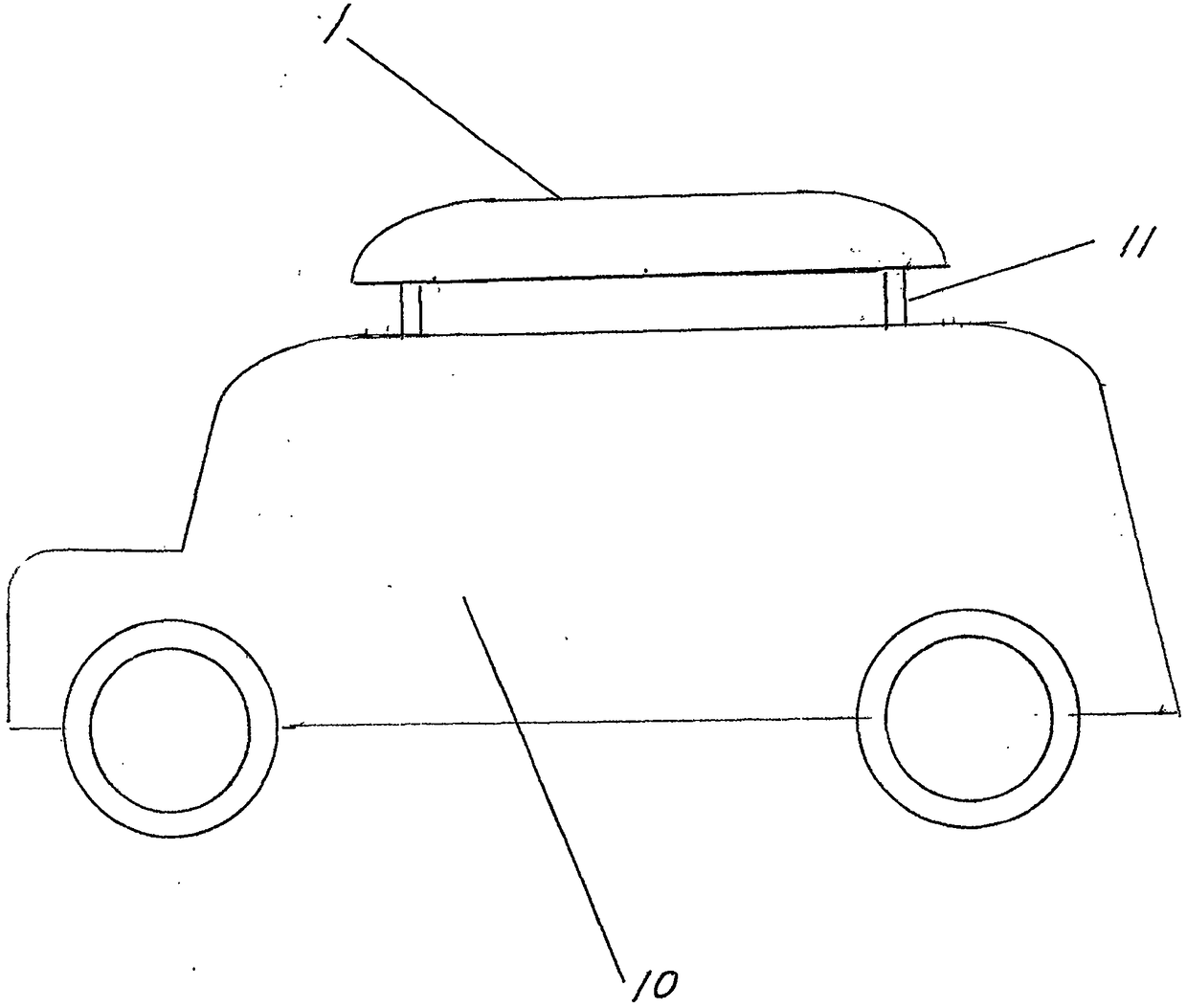 Motor vehicle emergency reserved water tank and motor vehicle with emergency reserved water tank