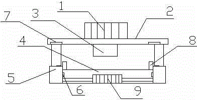 Slicing device of solar backplane film