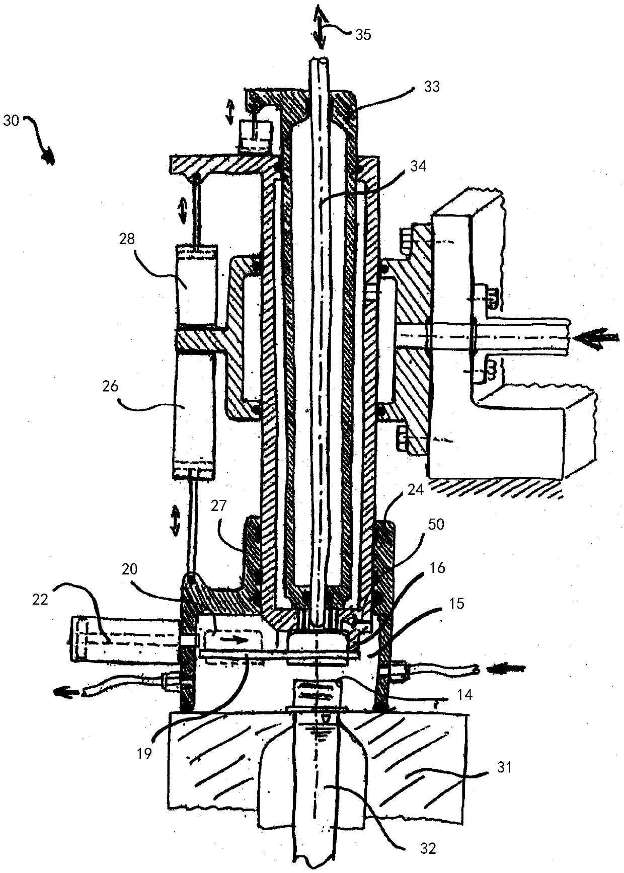 Method and device for filling containers with carbonised filling material and subsequently closing the filled containers