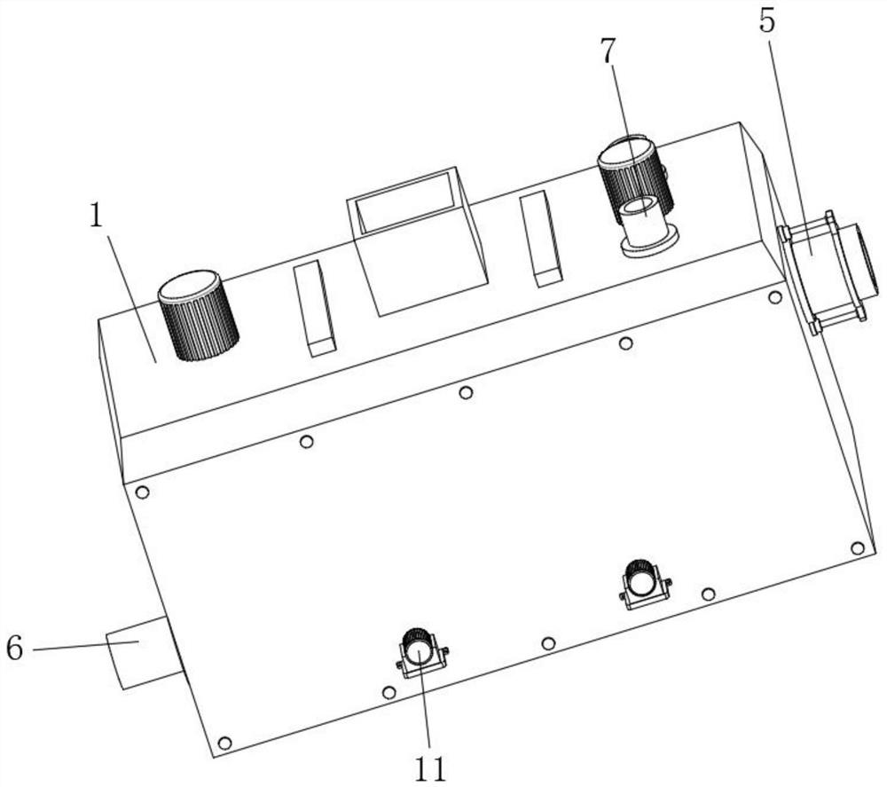 Sewage treatment equipment capable of automatically dredging