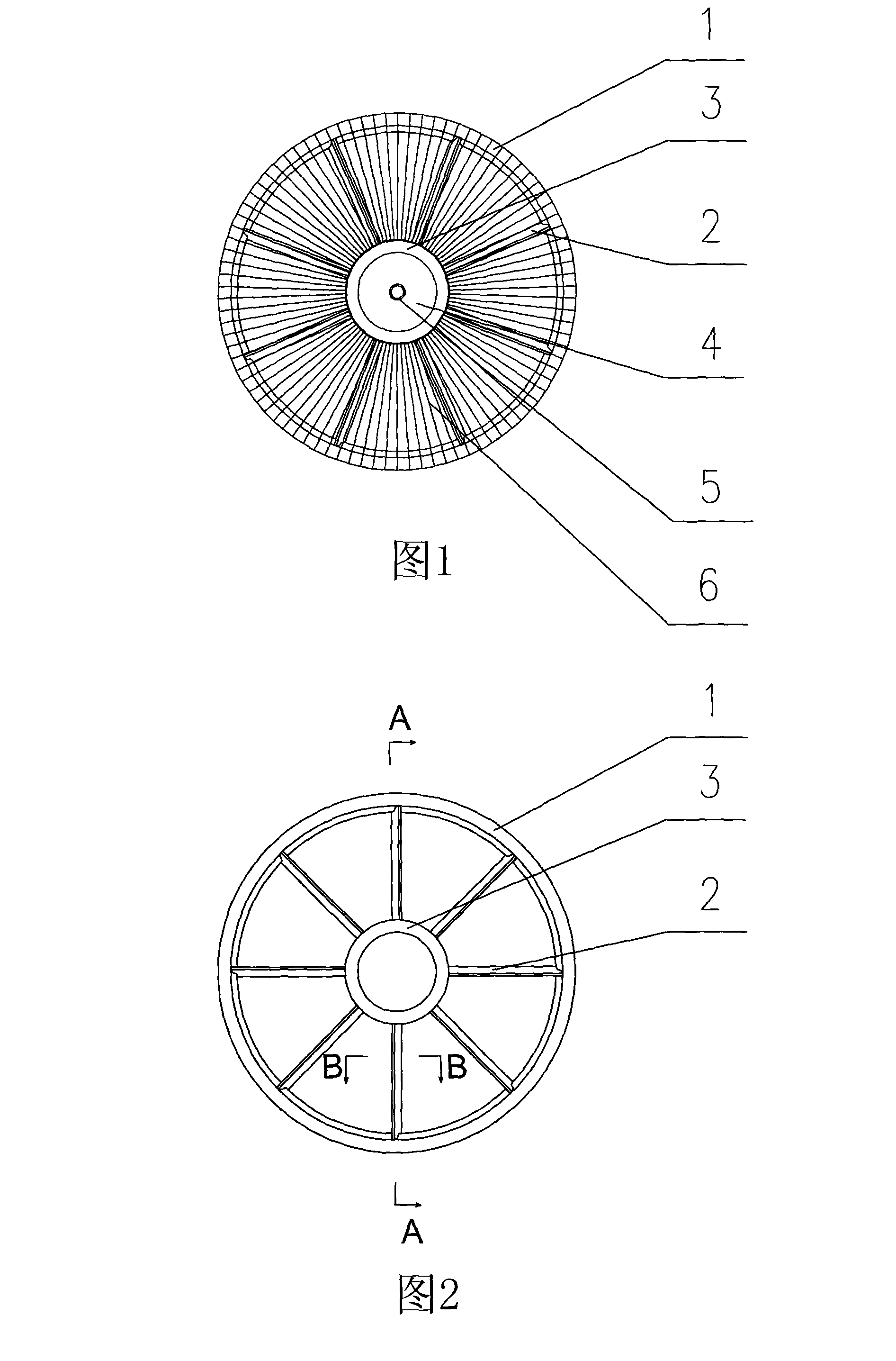 Radial radiation-type rotational filter screen disc and preparation method thereof