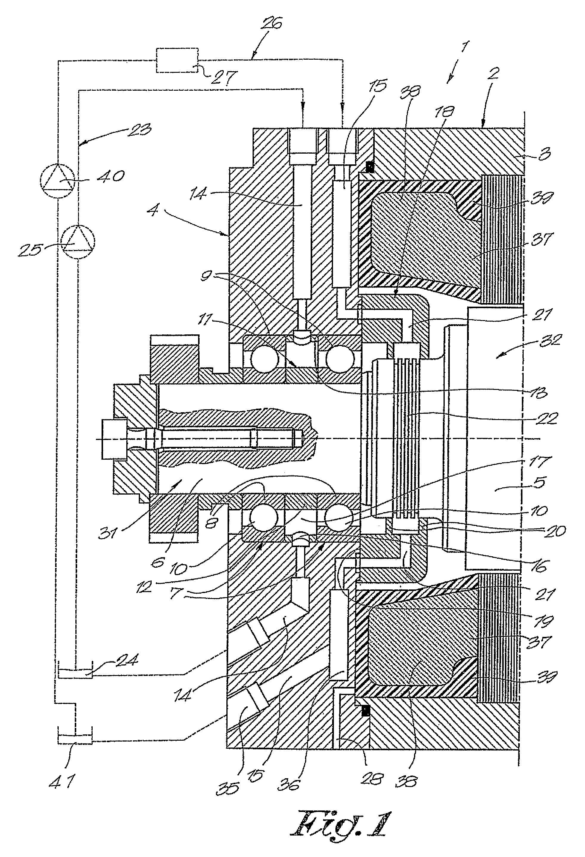 Machine with an improved bearing lubrication