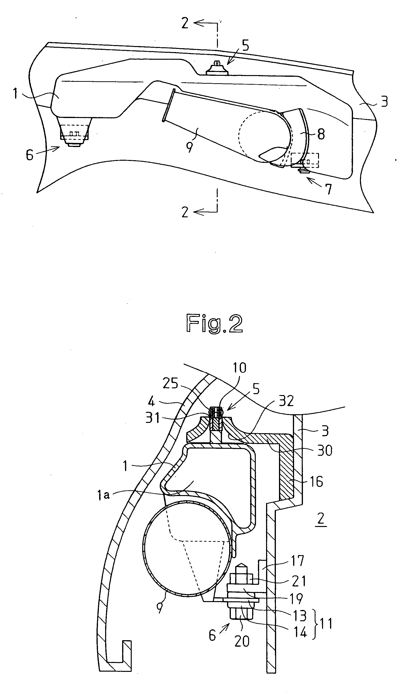 Mounting structure for resonator