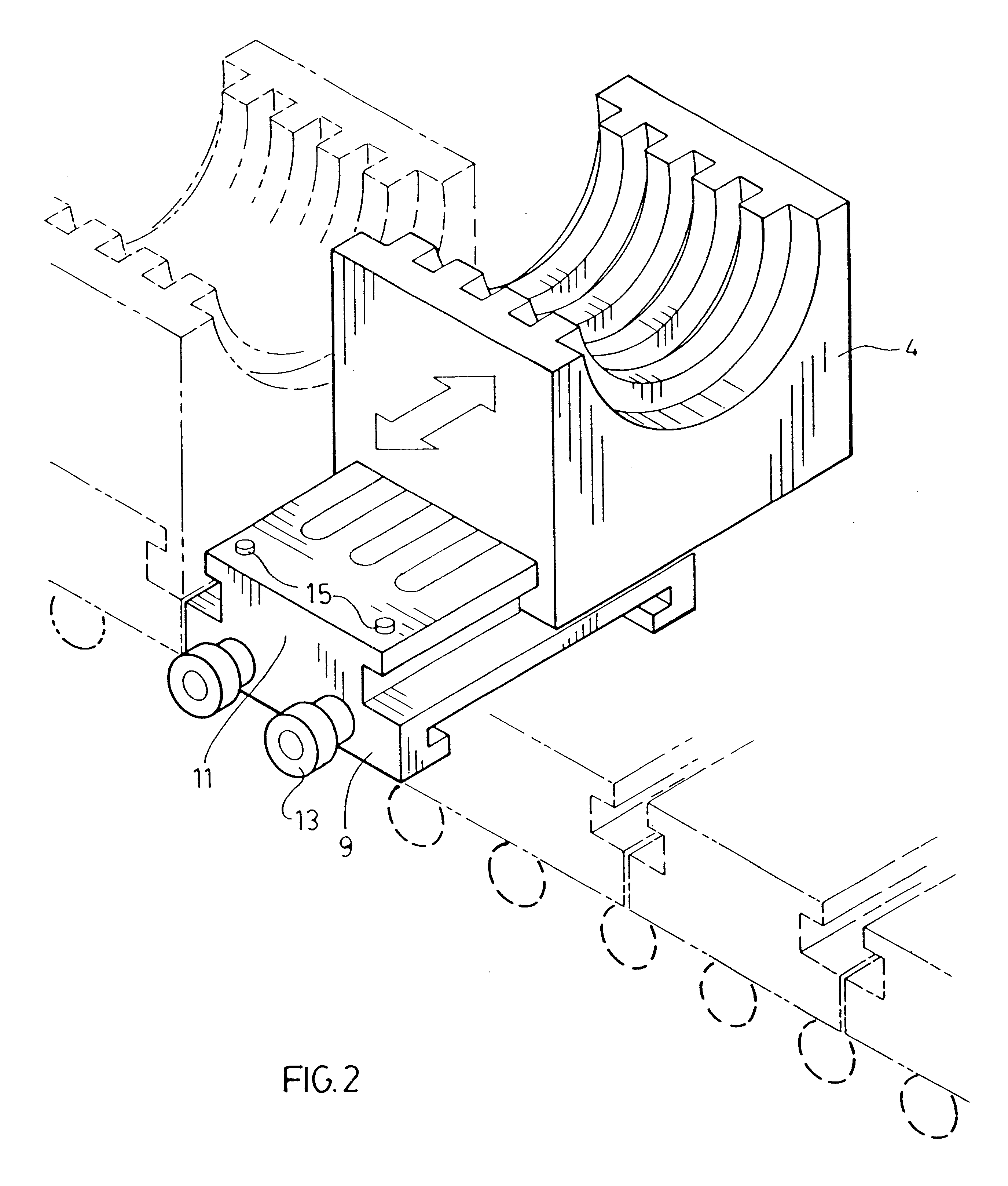 Molding apparatus with mold block section transfer system