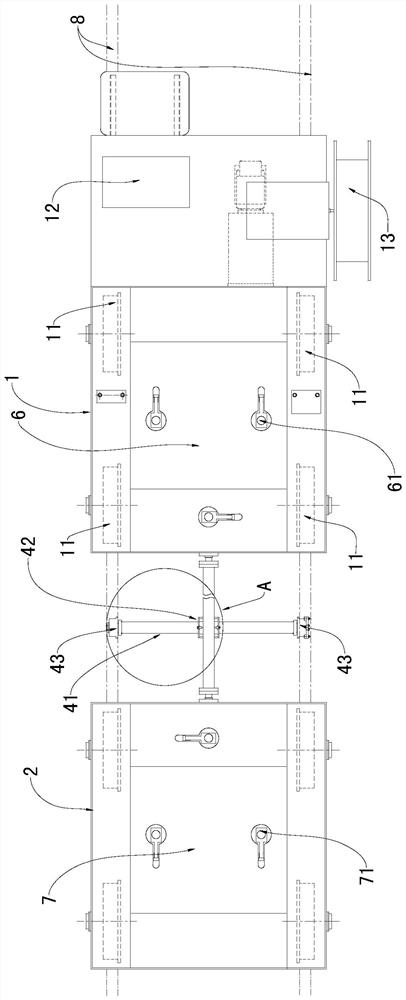 Transport system with its own jacking structure