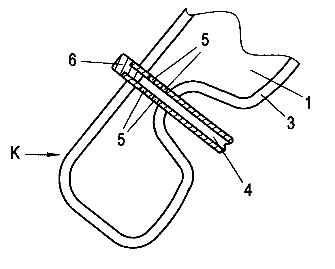 Volume-flexible body fillable with a fluid element