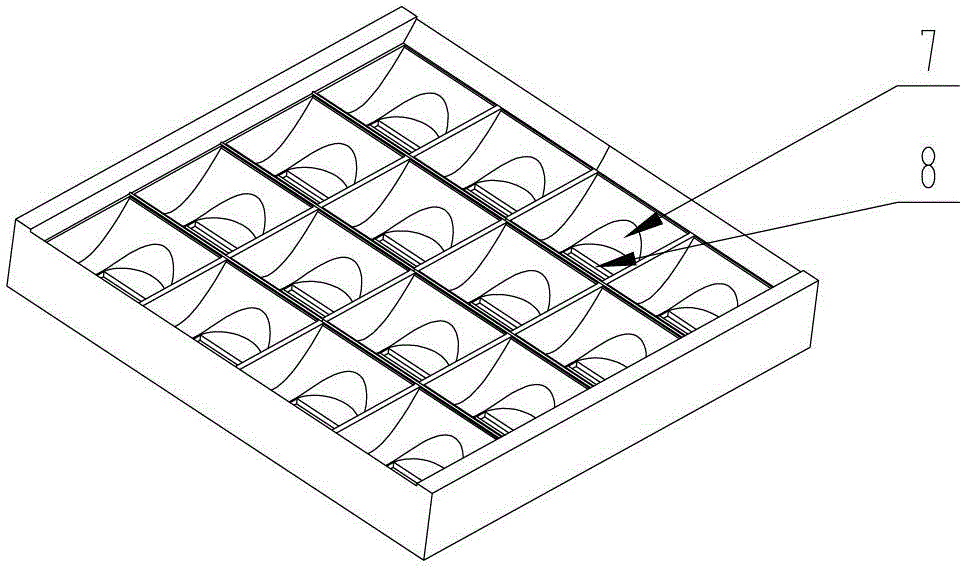 A High Gain and High Efficiency Panel Antenna Using Dielectric Lens and Shaped Radiator