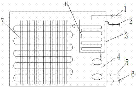 Condensed water recycling and reusing device for split type air conditioner