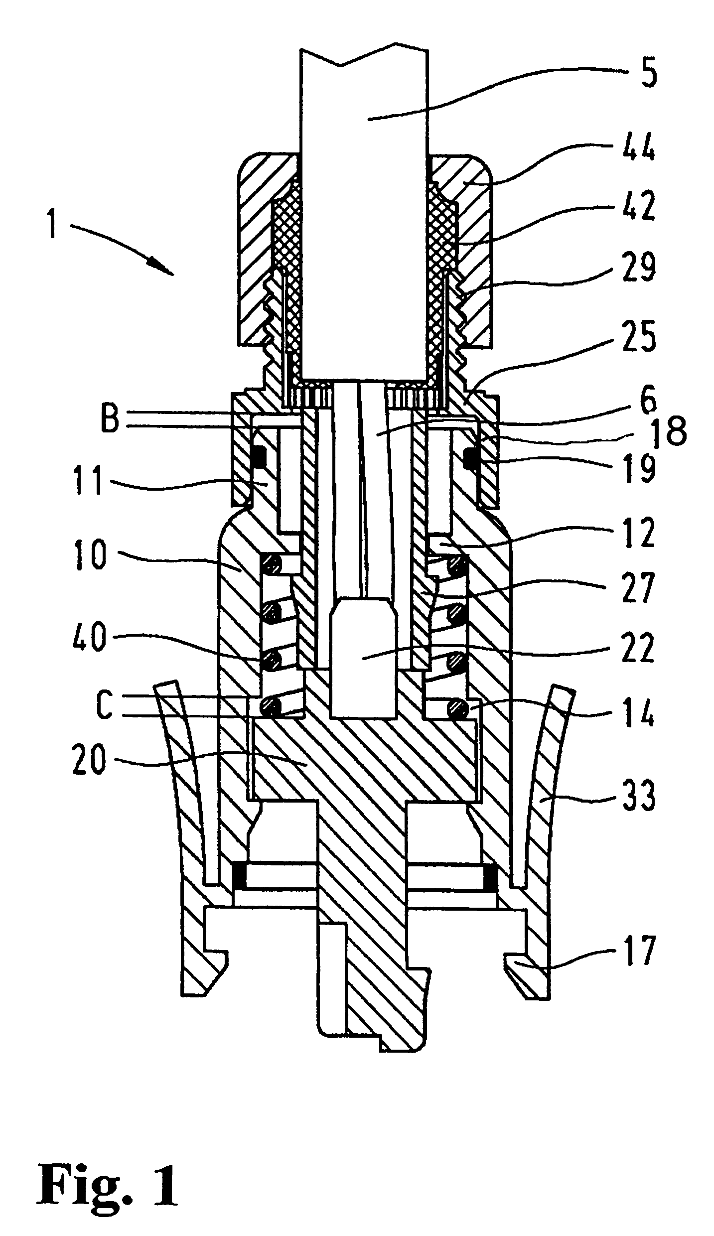 Device for an axially slidable cable in a connector housing