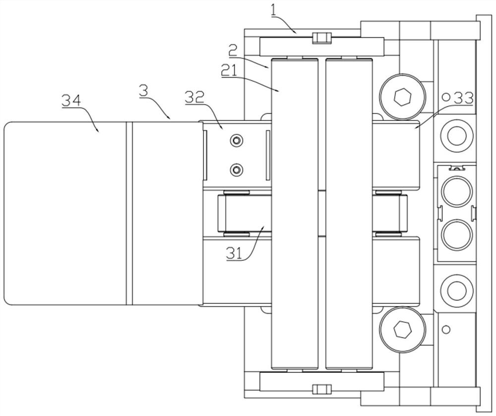 Opening expanding device of zipper packaging machine