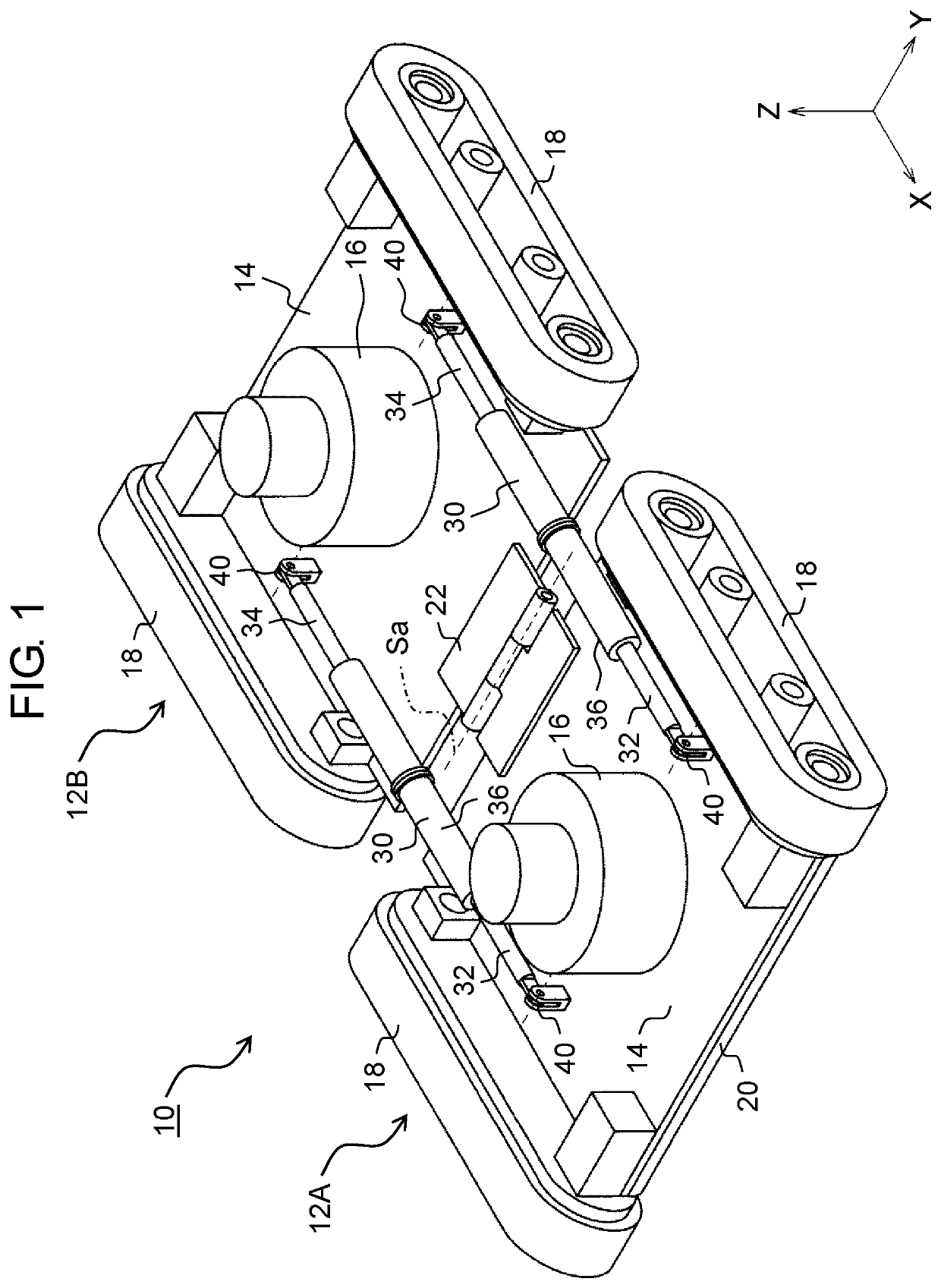 Wall surface suction traveling device