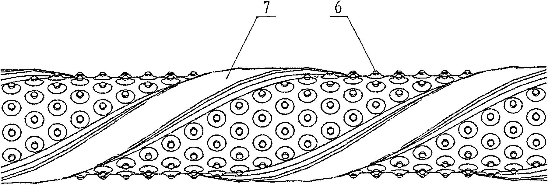 Corn snapping bar provided with surface having bionic giometric structure