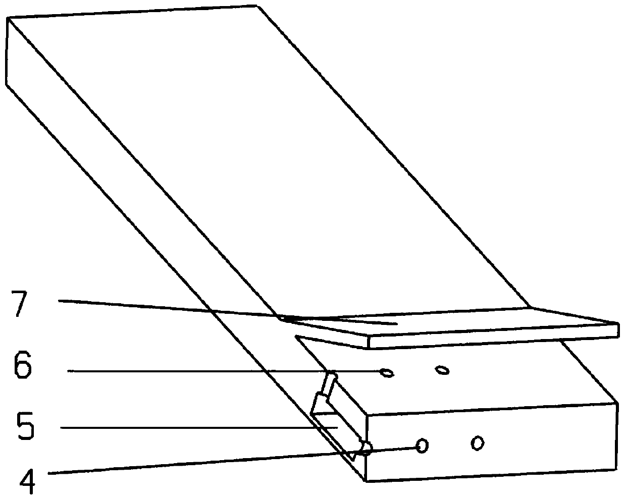 Axial swirler structure with oil spraying structure blades