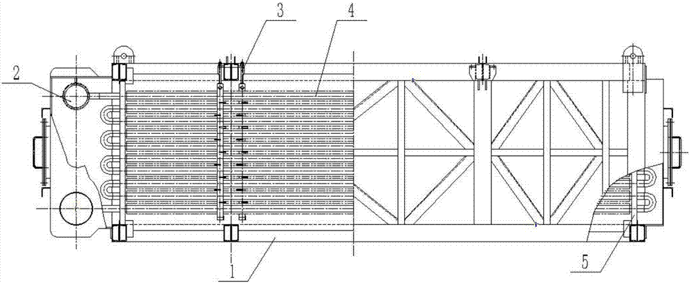 Module type heat exchanger utilizing suspension and special sealing structure and assembly method